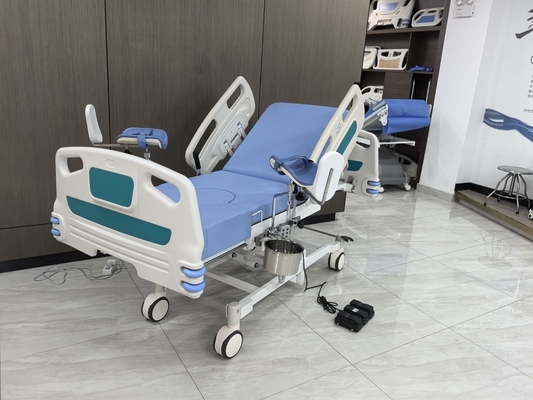 Un lit d'accouchement robuste pour un accouchement sûr et confortable