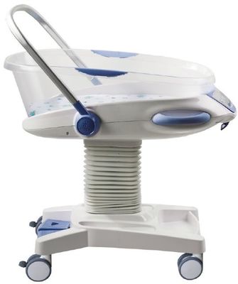 acheter Blanc hydraulique de chariot à bébé d'hôpital de charge des commandes système 25kg de huche de bébé de lit d'enfant d'hôpital fabrication en ligne