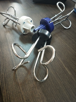 acheter Le support médical d'infusion d'égouttement d'hôpital accroche noir et blanc bleu fabrication en ligne