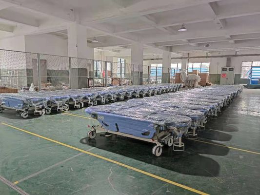 Civière patiente centrale de transfert des roulettes 150mm de rails de côté de PatientTransfer CartRotating de secours