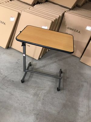 Tableau extérieur rabattable de Tray Table Over Bed Food de lit d'hôpital de 700mm 1010mm