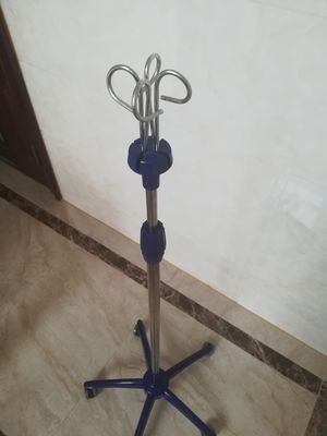 Poteau réglable de la vue IV d'infusion de meubles de nouvelle taille médicale du support IV