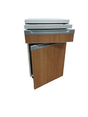 Couleur en bois de plat de structure d'hôpital de chevet de Tableau en aluminium de Cabinet avec des roulettes