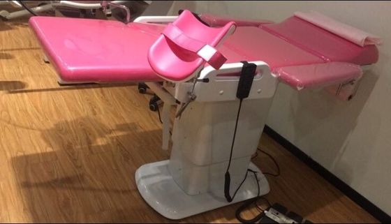Lit de maternité gynécologique de rose spécial d'hôpital pour la table gynécologique d'opération