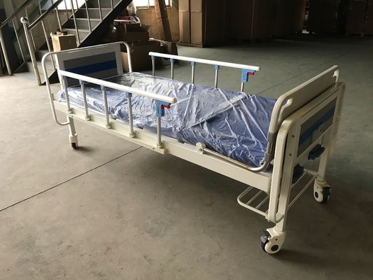 Lit d'hôpital manuel médical de deux fonctions avec deux manivelles et au-dessus de Tableau de lit