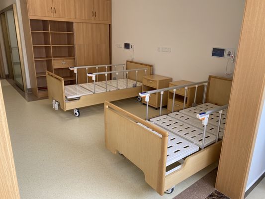 Lit manuel matériel en bois de deux fonctions de rambarde d'alliage d'aluminium d'hôpital