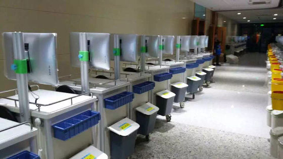 Le médicament d'ordinateur transporte en charrette pour le chariot à poste de travail d'hôpital électriquement