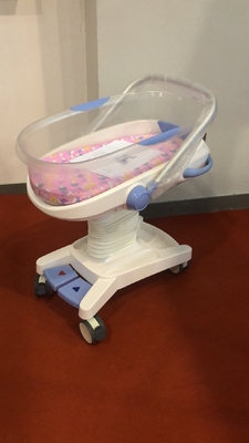 Universel réglable d'hôpital de huche blanche de bébé pour les nouveaux-nés soignants