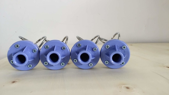 Le support médical d'infusion d'égouttement d'hôpital accroche noir et blanc bleu