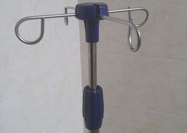 Choses faciles inoxydables de coup de Moviable d'accessoires démontables d'Iv Polonais sur le lit de malade